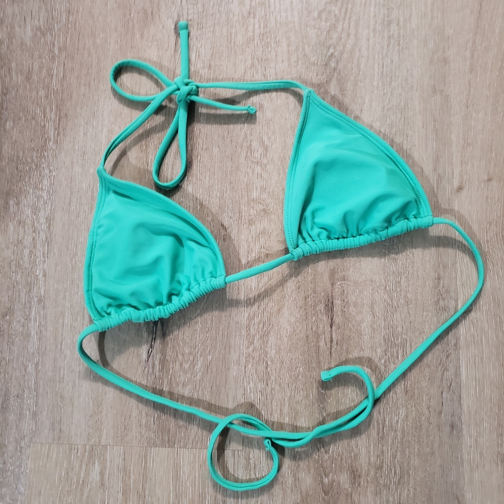$5 WHEN BUNDLED 🍇 FOREVER21 Seafoam Green Triangle Bikini Top